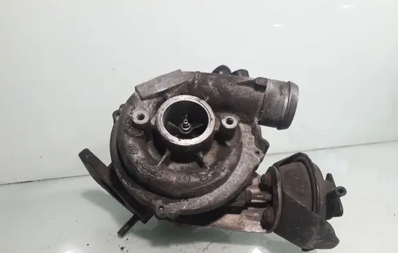 Ford Focus Turbo GT1745V 7538472