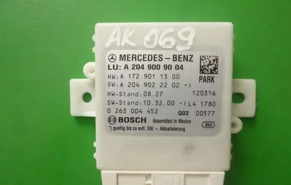 Mercedes-Benz C AMG W204 Parking PDC control unit/module A2049009004 AK069