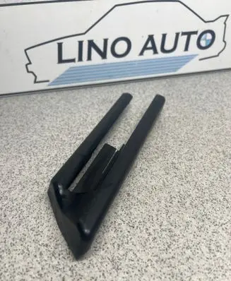 BMW 5 E60 E61 Front driver seat rail trim 7007704