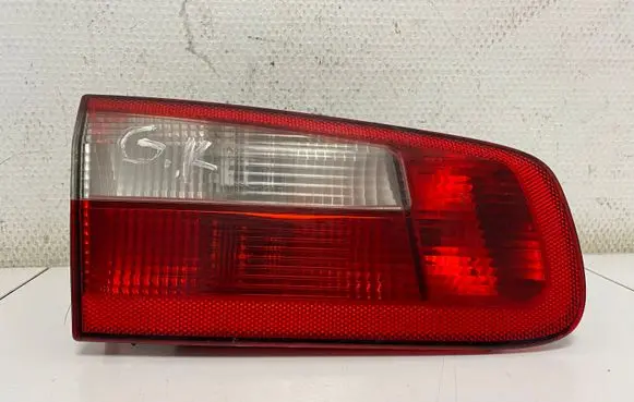 Tailgate rear/tail lights