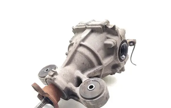 Infiniti Q50 Rear differential 