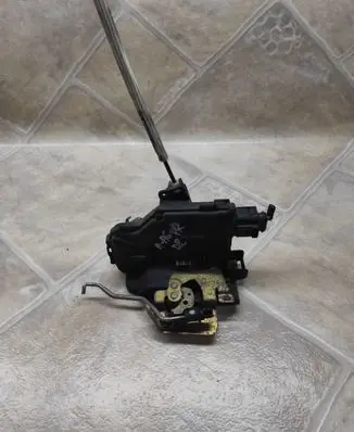 Audi A6 S6 C5 4B Front door lock