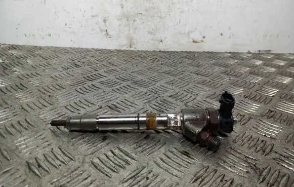 KIA Sorento Fuel injector 0445110584