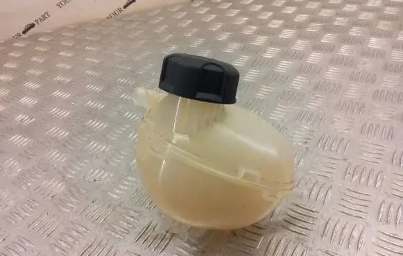 Opel Mokka X Coolant expansion tank/reservoir 9824198680