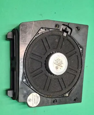 BMW X3 E83 Subwoofer speaker 6990101 61928910 4913430971