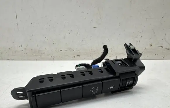 Nissan Qashqai J12 Other switches/knobs/shifts 681066UA0A