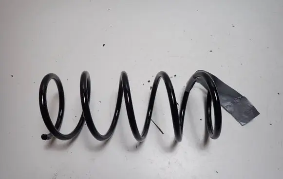 Ford Escort Front coil spring K4022222