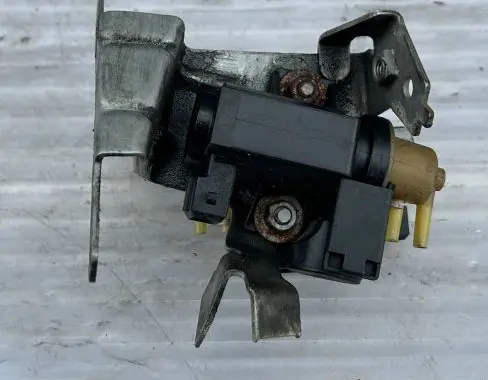 BMW 7 F01 F02 F03 F04 Turbo solenoid valve 7626350 14T321 70088715