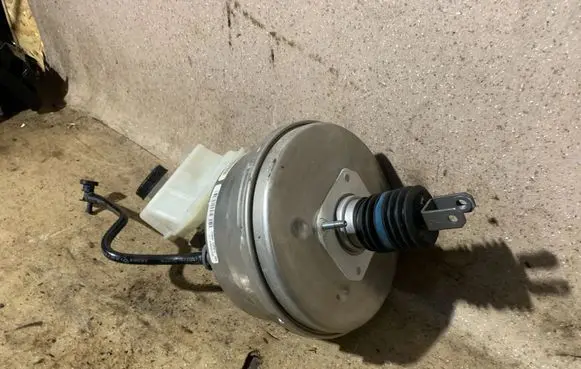 Mercedes-Benz GLE (W166 - C292) Brake booster A1664301230