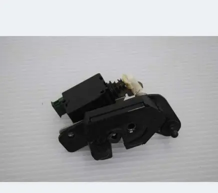 Land Rover Discovery 3 - LR3 Tailgate/trunk/boot lock/catch/latch