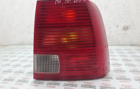 Volkswagen PASSAT B5 Rear/tail lights 3B5945096F