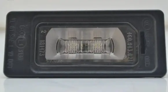 Audi A4 S4 B8 8K Number plate light 4G0943021