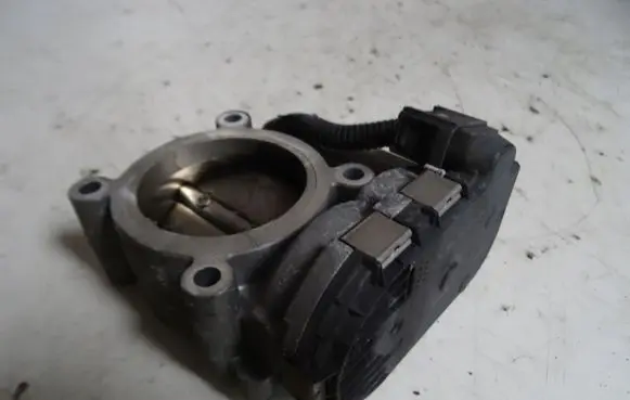 Mercedes-Benz A W168 Throttle valve 2661410525