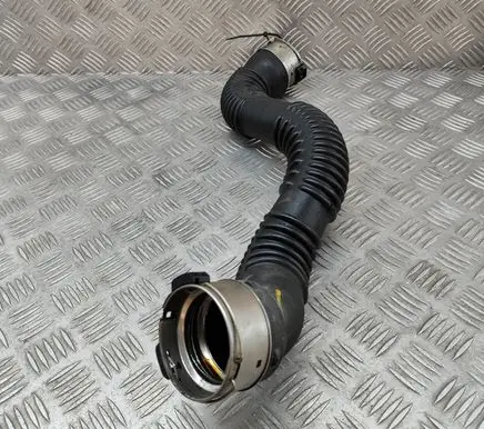 Mercedes-Benz CLA C117 X117 W117 Intercooler hose/pipe 1051496S02
