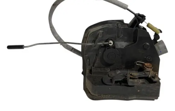 BMW X5 E53 Front door lock 8402540