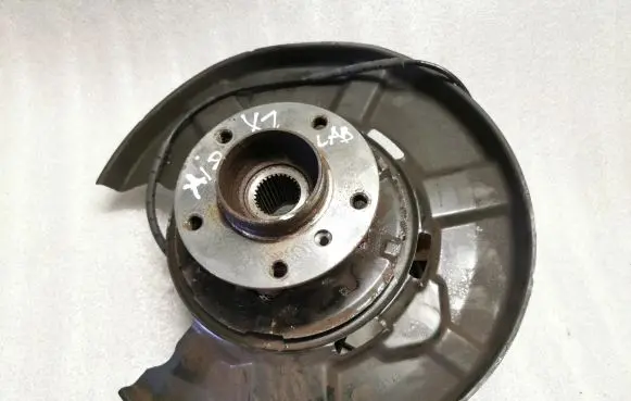 BMW X1 E84 Rear wheel hub 6788050