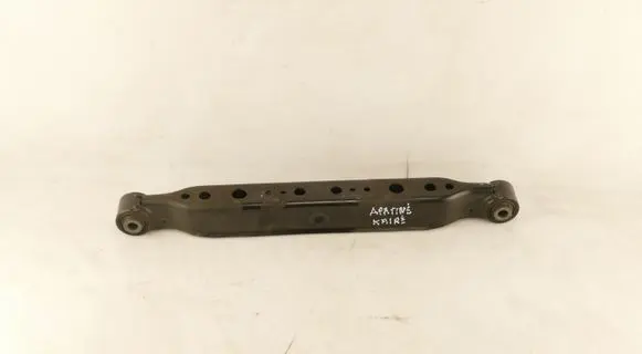 Nissan X-Trail T32 Rear upper control arm/wishbone 93262