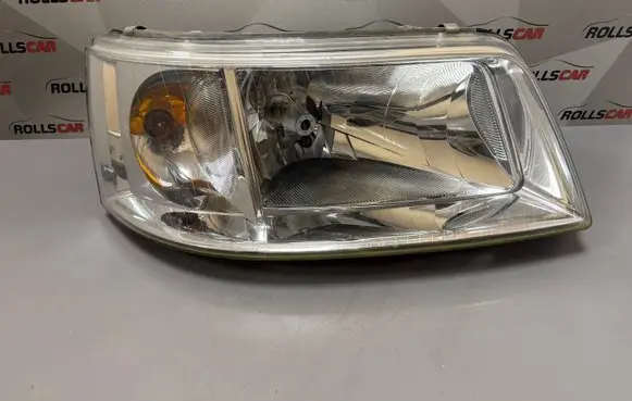 Volkswagen Transporter - Caravelle T5 Headlight/headlamp 084411168R
