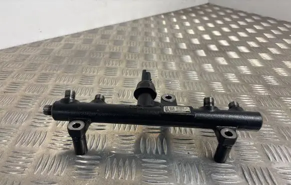 Peugeot 3008 I Fuel main line pipe 9681909680 28497Z01 100204011428325
