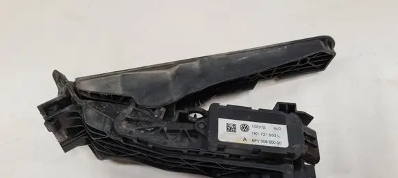 Volkswagen PASSAT B6 Accelerator throttle pedal 1K1721503L 6PV00860000