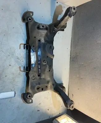 Volvo V40 Front subframe