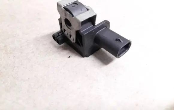 BMW 5 GT F07 Airbag deployment crash/impact sensor 6577922417704 65779224177-04