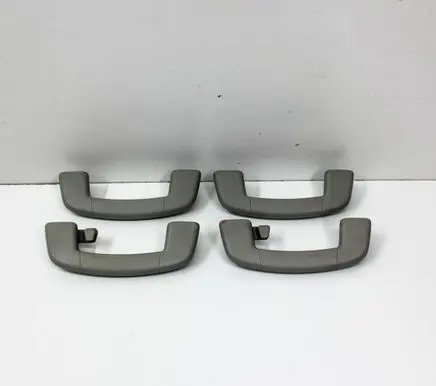 Volkswagen Jetta VII A set of handles for the ceiling 17A857643A 17A857607A