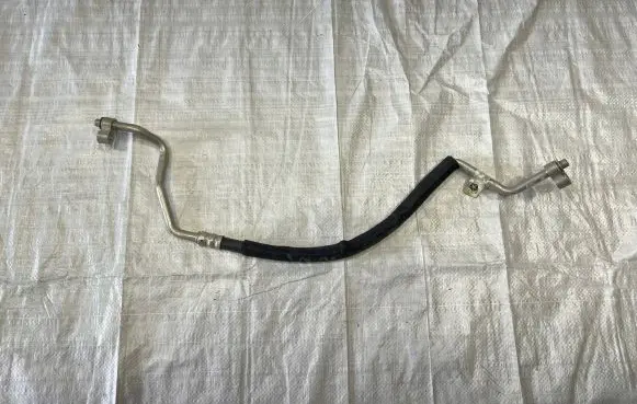 Jeep Wrangler Air conditioning (A/C) pipe/hose P68290606AA