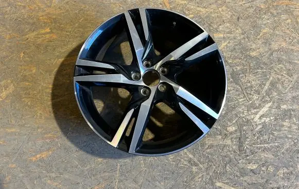 R19 alloy rim