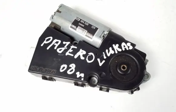 Mitsubishi Pajero Sunroof motor/actuator MN136536
