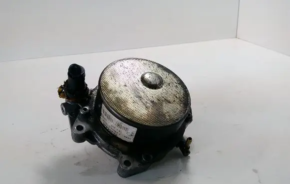Opel Insignia A Vacuum pump 55205446