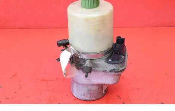 Skoda Fabia Mk2 (5J) Power steering pump 6Q0423156AB
