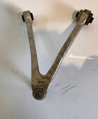 Rear control arm