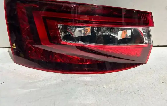 Skoda Superb B8 (3V) Rear/tail lights 3V5945207