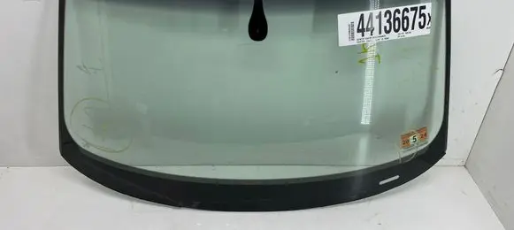 Audi A3 S3 8V Front windscreen/windshield window 