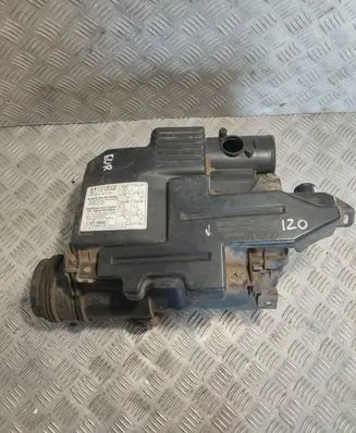 Toyota Land Cruiser (J120) Air filter box 1789330020