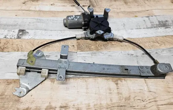 Nissan Almera Tino Rear door window regulator with motor 400601 0601