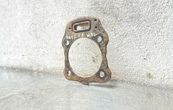 Opel Antara Brake caliper pad carrier rear 015504900
