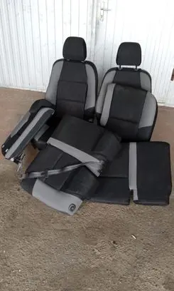 Seat set