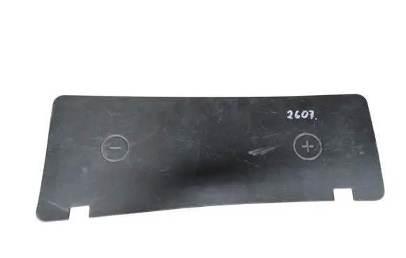 Audi A6 S6 C5 4B Battery box tray cover/lid 4B1819422