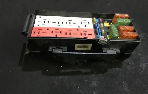 Chrysler Neon I Fuse box set p04793725ae 725ae
