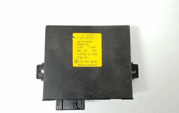 Mercedes-Benz S W220 Other control units/modules A2208203685