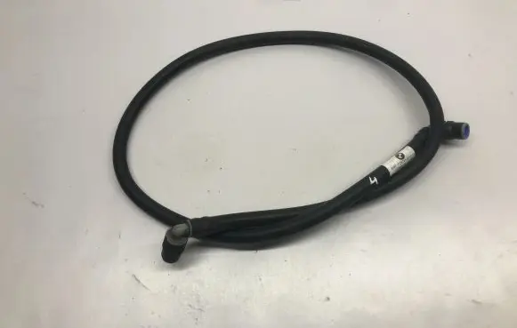 BMW 7 F01 F02 F03 F04 Windshield washer fluid hose 7178747