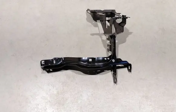 BMW 5 G30 G31 G38 Headlight/headlamp mounting bracket KA1159440801