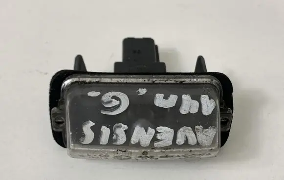 Toyota Avensis T270 Front fender indicator light