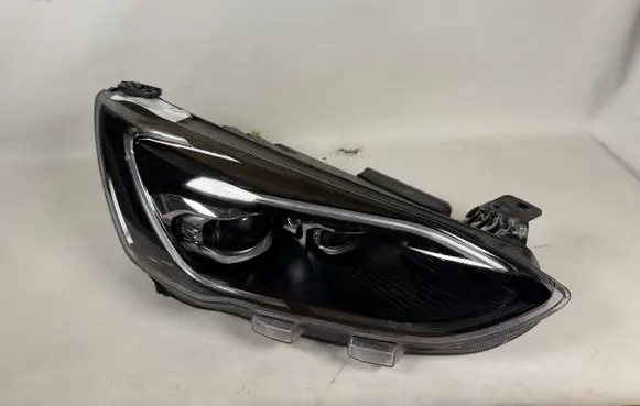 Ford Focus Headlight/headlamp JX7B-13E016-AJ