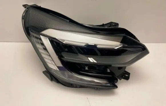 Renault Captur II Headlight/headlamp 260104095R 01393002