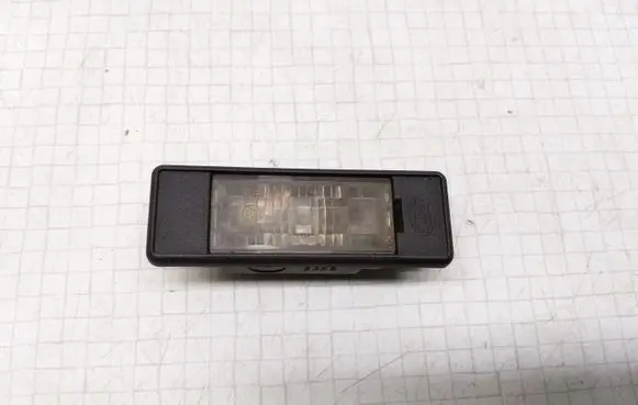 Nissan Primera Number plate light 9635678580