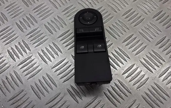 Opel Zafira B Front door window switch trim 13228706