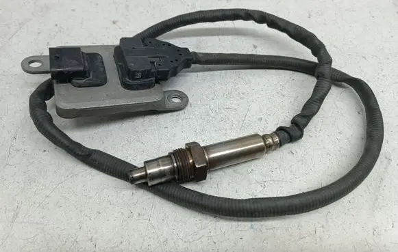 Mercedes-Benz GLC X253 C253 Lambda probe sensor 0009050208 A0009050208 A2C13684500287
